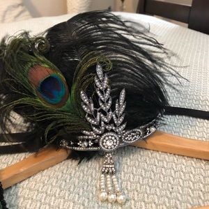 1920s Gatsby dress and headpiece